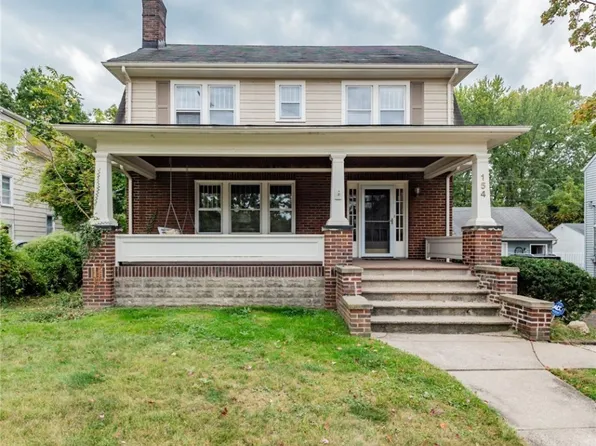 154 Woodrow Ave, Bedford, OH 44146