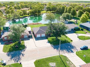 2805 Linda Ln, Salina, KS 67401