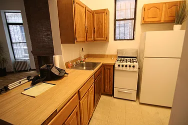 Rented by Guidance Realty Corp.