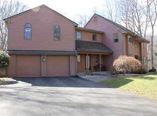 19 Karen Cir, Hebron, CT 06248