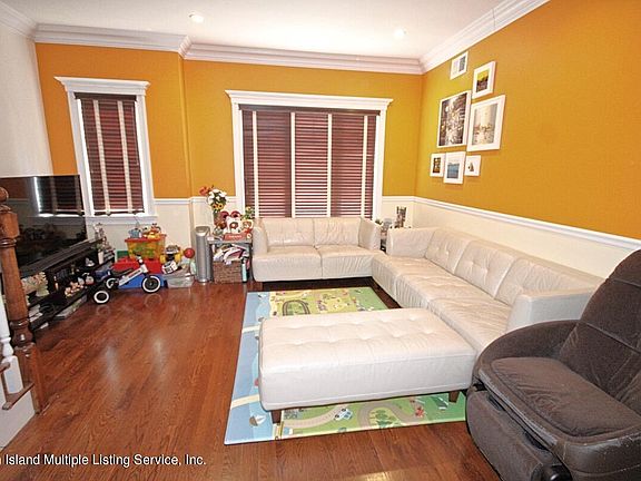 3rd image of 193 Roman Ave