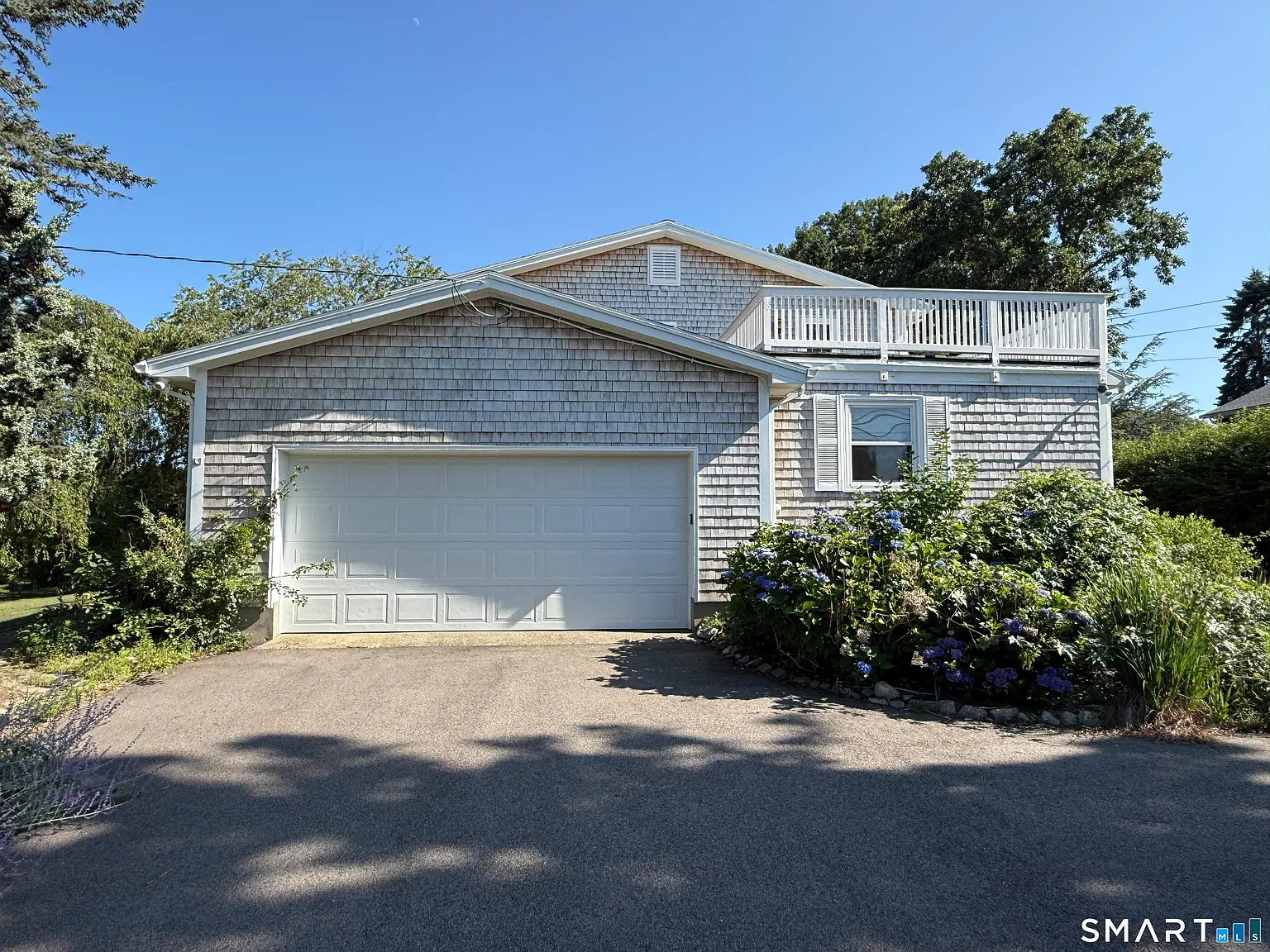 4 bed, 2.5 bath, 3120 sqft, $3,900 — Photo 3