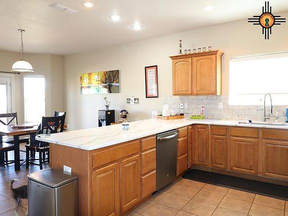 3rd image of 2112 Hali Ln