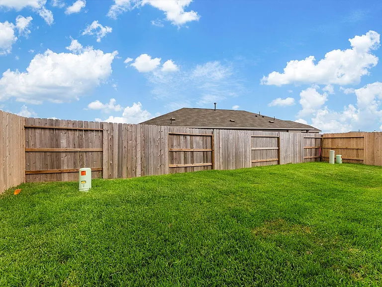 706 Umbrella Tree Dr — Photo 28