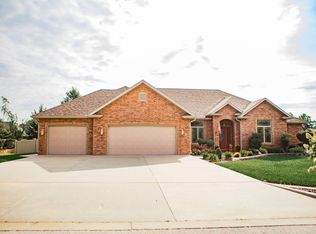 1550 S Georgia Dr, Bolivar, MO 65613