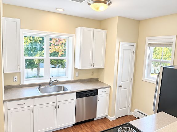 3rd image of 636 & 638 Hinesburg Rd #3