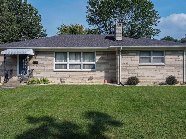 2433 Clay St, Paducah, KY 42001