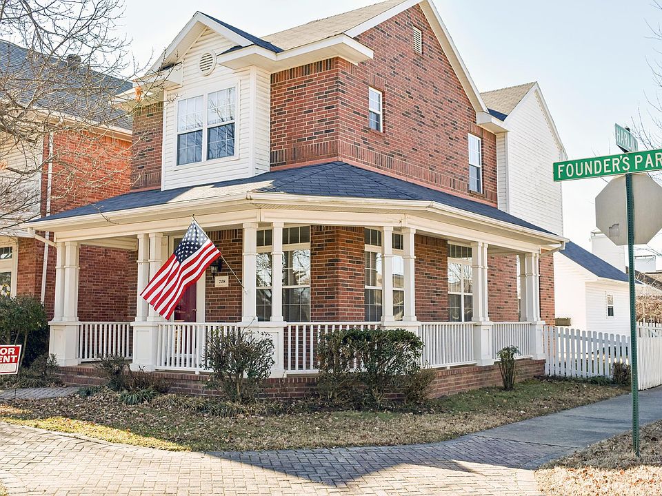 1st image of 718 Founders Park Dr W