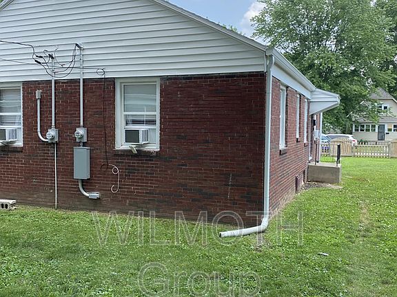 3rd image of 620 N Moreland Ave