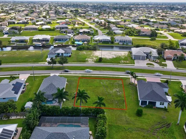 2536 Surfside Blvd, Cape Coral, FL 33914