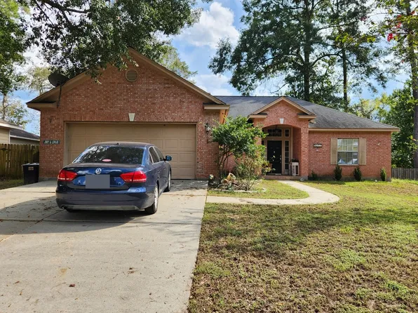 12036 Maverick Dr, Willis, TX 77378