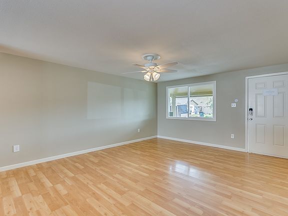 4th image of 1618 W Eugie Ave