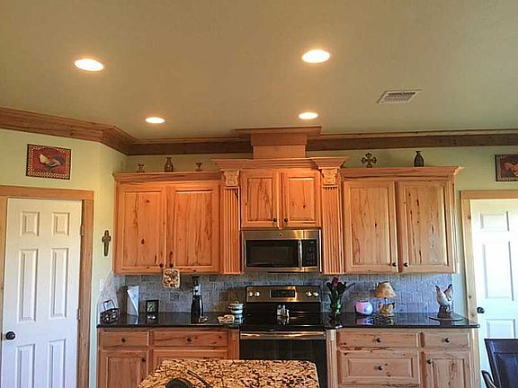 Built in appliances/pantry