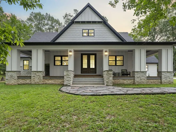 235 Kings Court, Ozark, MO 65721