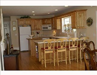 4th image of 20 Garrison Oaks Dr