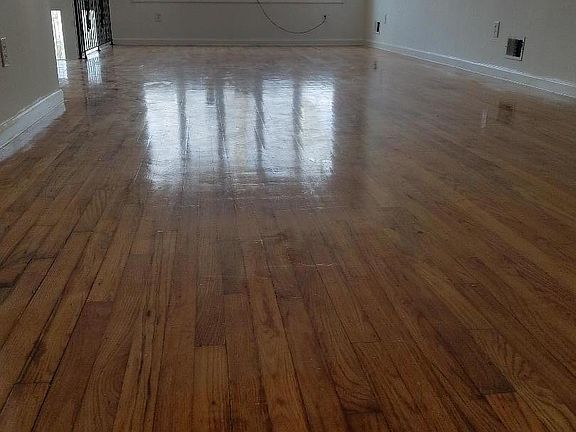 5th image of 200 Westwood Ave