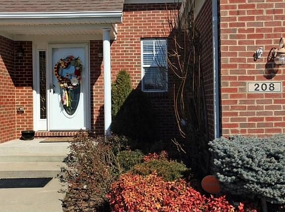 2nd image of 208 Lebeau Dr