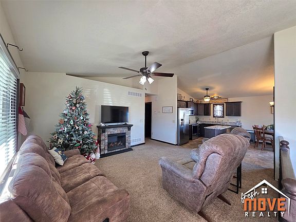 4th image of 2341 Glenwood Dr