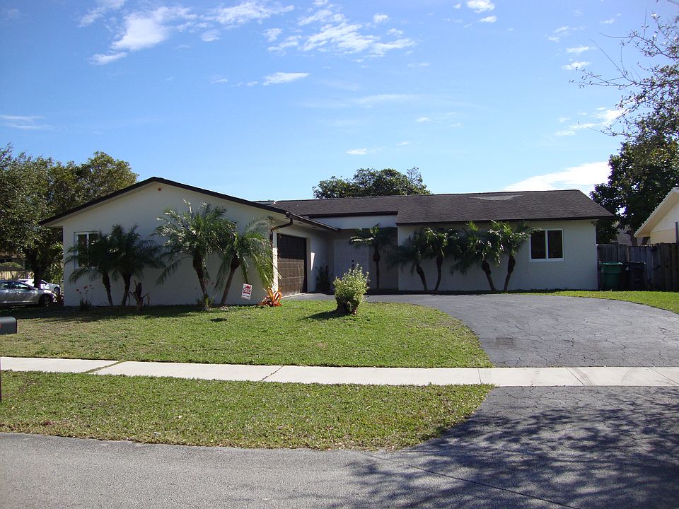 1st image of 19605 SW 87th Pl