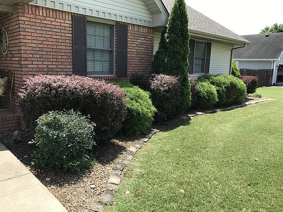 2nd image of 184 Bakersfield Dr