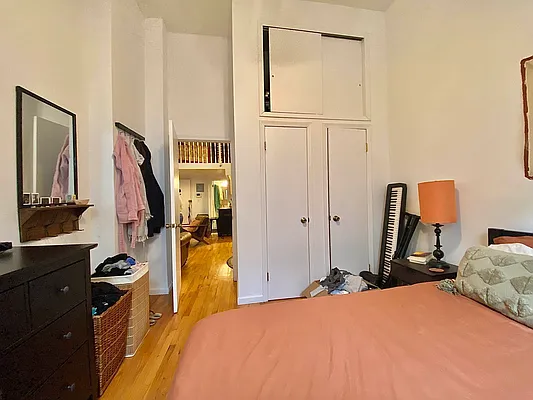 Rented by Oxford Property Group | media 16