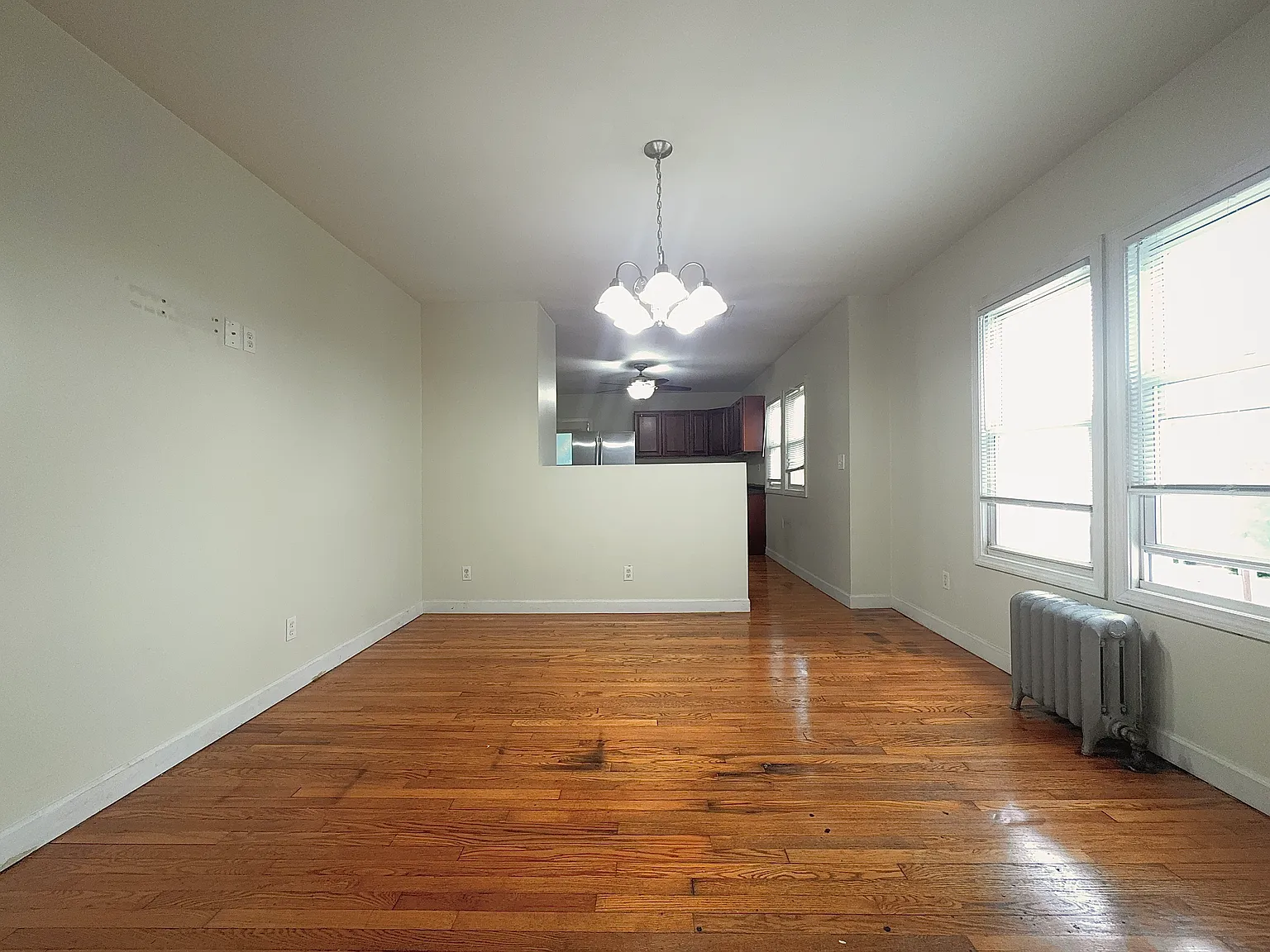 3 bed, $2,000 — Photo 4