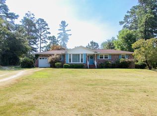176 Highland Dr, Greenwood, SC 29649