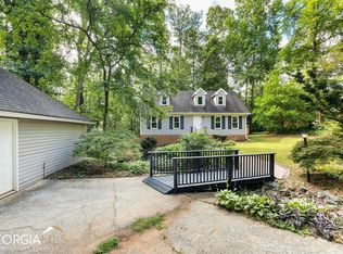 2140 Kinridge Rd, Marietta, GA 30062