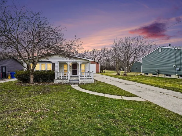 918 Moore St, Davison, MI 48423