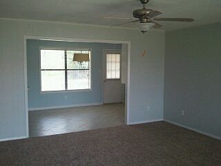 2nd image of 40 Lois Ln