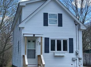 41 Mill St, Rochester, NH 03867