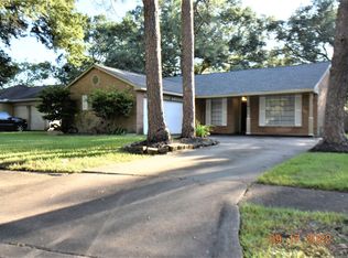 1911 Westlake Rd, Houston, TX 77062