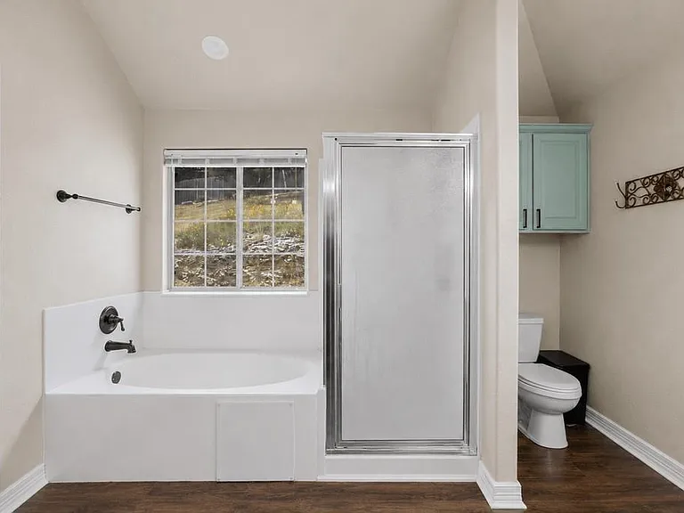 714 Newport Dr — Photo 16