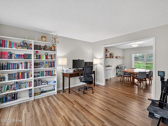 4th image of 134 Hemingway Pl