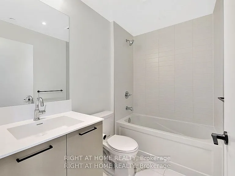 10 Lagerfeld Dr #401 — Photo 25