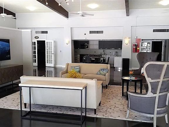 4th image of 2650 Coconut Bay Ln #521