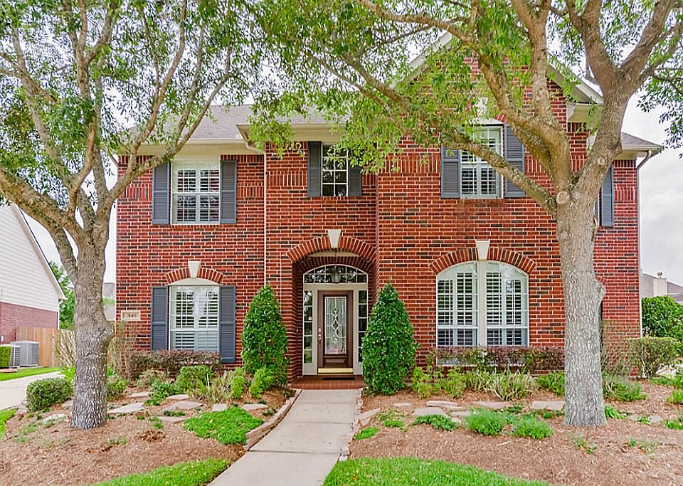 1st image of 3149 Autumn Leaf Dr