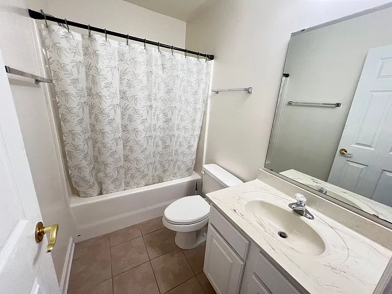 351 Vermillion Dr — Photo 27