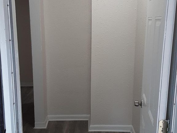 5th image of 3217 Dellwood Ave
