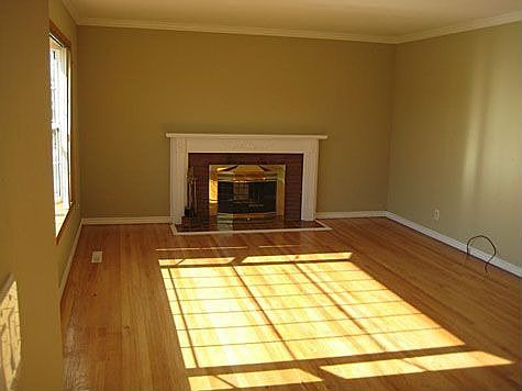 2nd image of 38330 Farwell Dr
