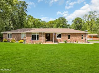3 Stoney Brook Trl, Howell, NJ 07731
