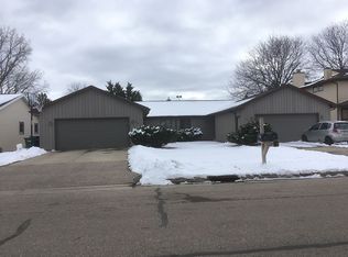 2401 W Jonathon Dr, Appleton, WI 54914