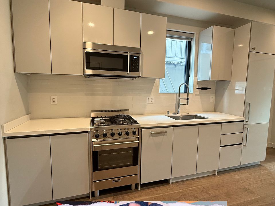 1st image of 824 Hyde St #303