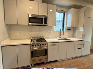 824 Hyde St #303, San Francisco, CA 94109
