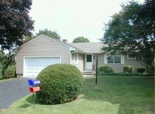 12 Valley Heights Dr, Middlefield, CT 06455