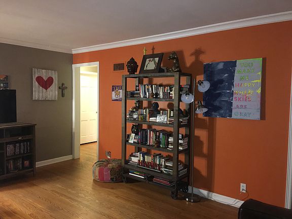 2nd image of 7516 Grand Ave