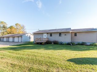 34039 88th Ave, Lawton, MI 49065