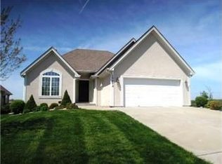 10008 N Arlington Ave, Kansas City, MO 64157
