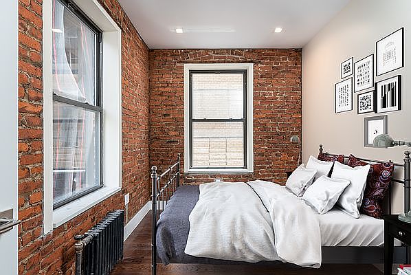 2nd image of 921 Washington Ave #807