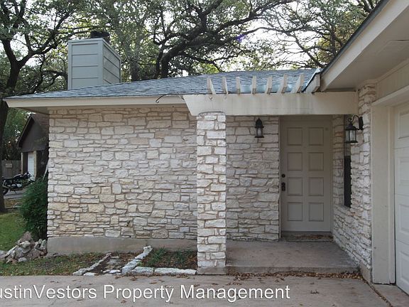 2nd image of 6505 Columbia Oaks Ct